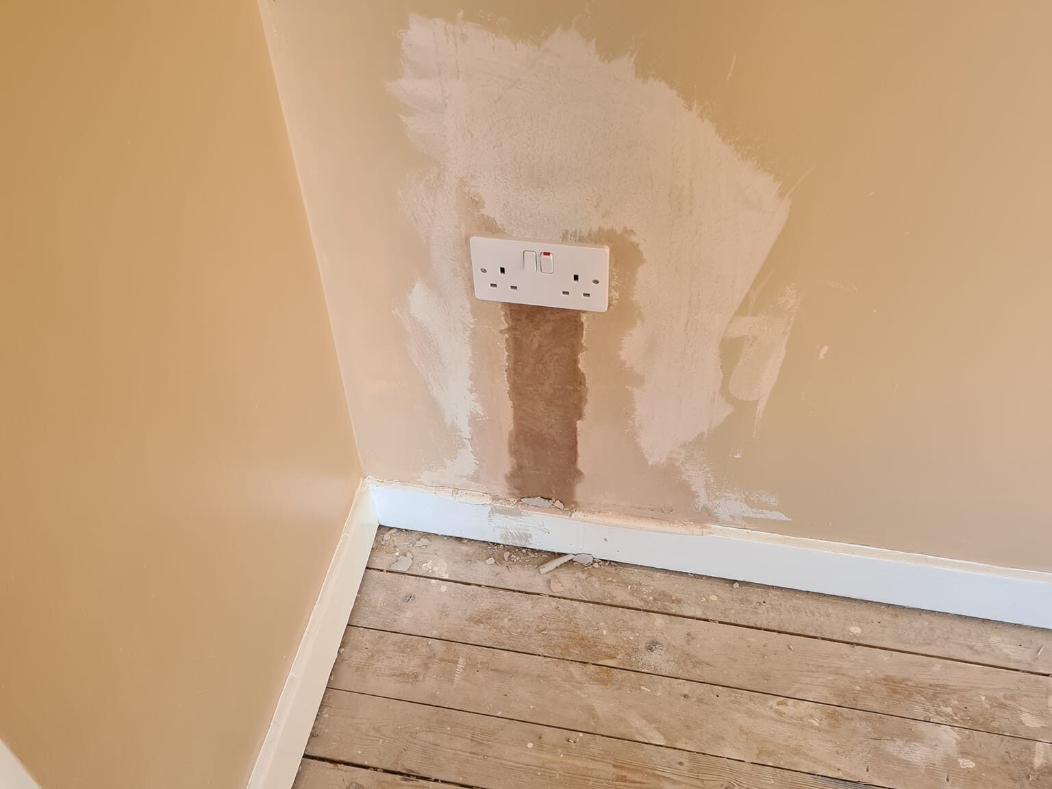 commercial-plumbing house rewires Leeds full & part